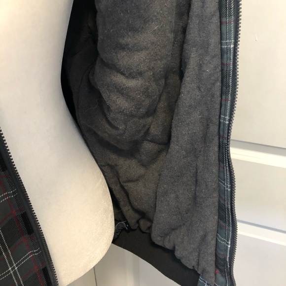 Carbon lined bomber style hooded jacket size xl - Picture 4 of 5